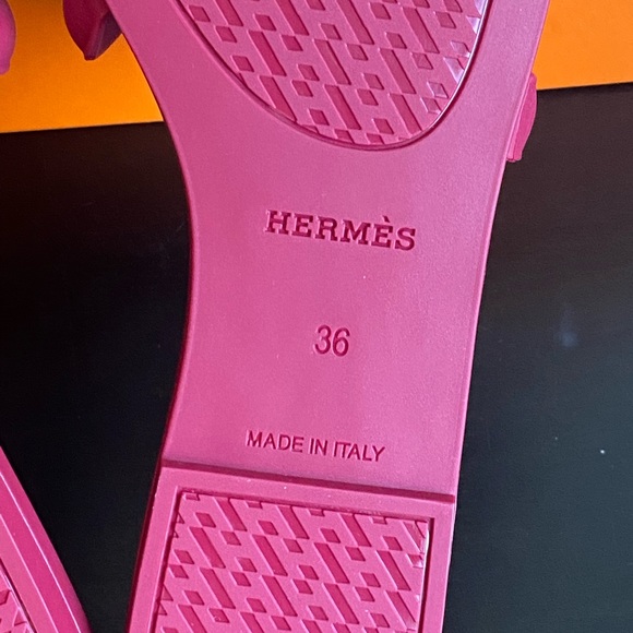 NIB Hermès Aloha Rubber Sandals Red Rose Baie size 36 - Picture 8 of 8